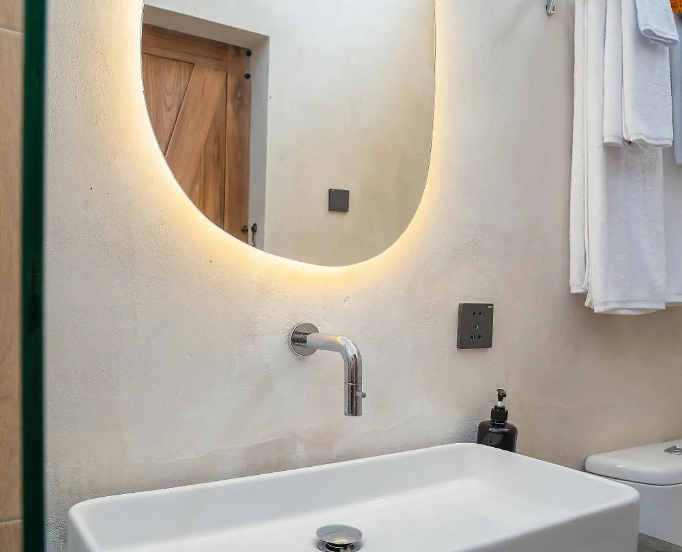 Guest house Alaya Homes A - Luxury Japandi Loft Suite In Seminyak Indonesia