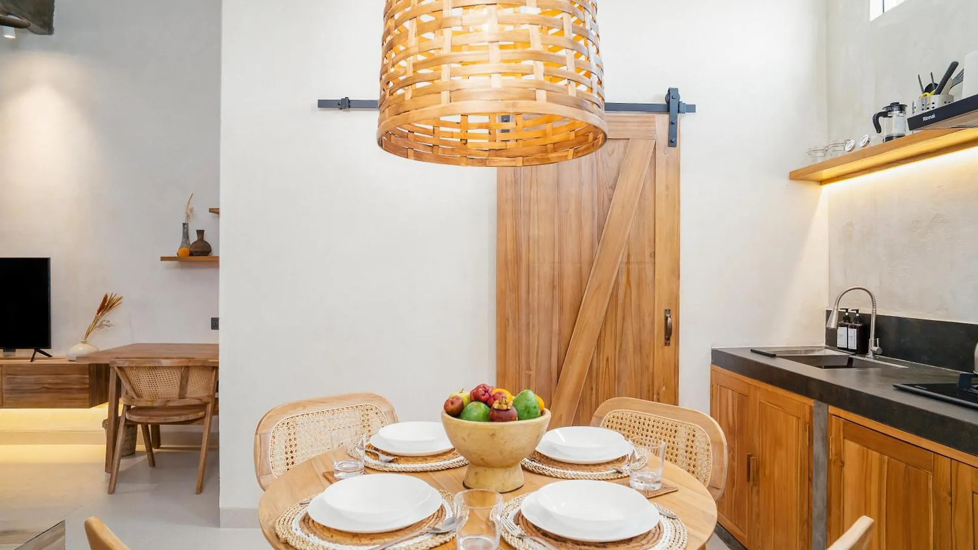 Guest house Alaya Homes A - Luxury Japandi Loft Suite In Seminyak